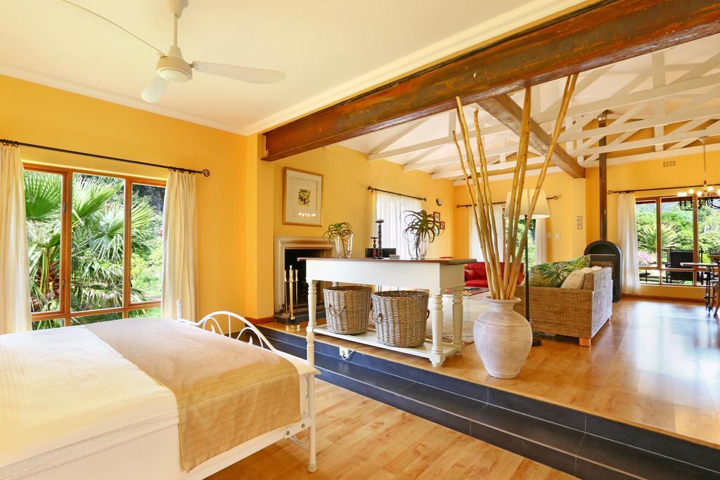 Apricot Gardens Guesthouse Gordonʼs Bay Zewnętrze zdjęcie